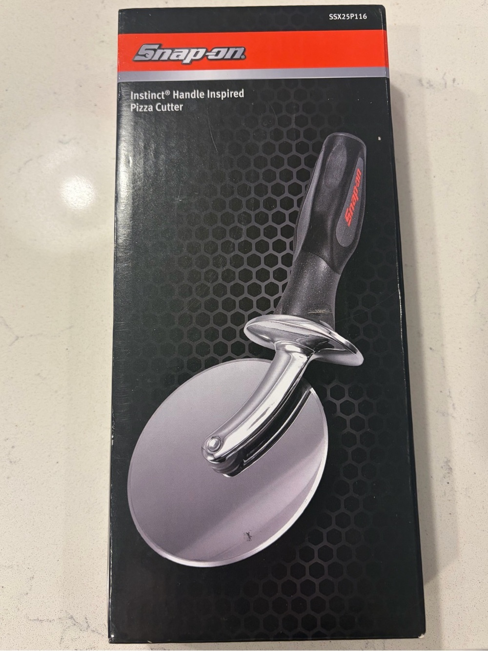 New In Box Snap-On Instinct Handle Inspired Pizza Cutter